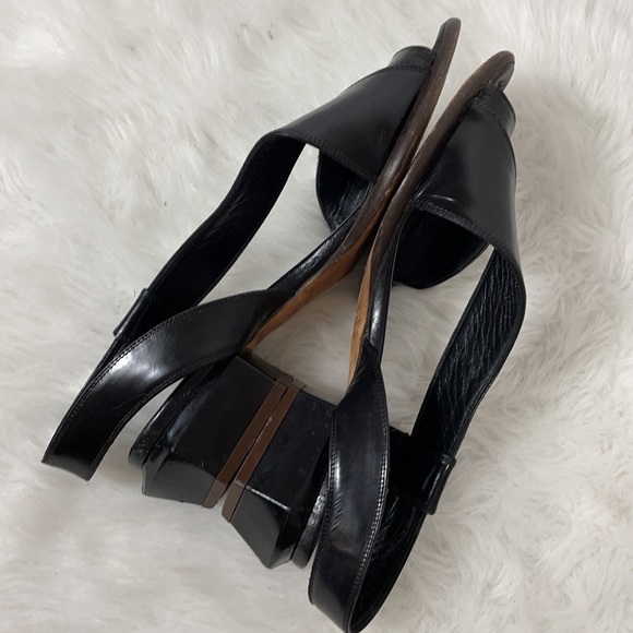 🌼MARC JACOBS HEELS - Picture 9 of 11